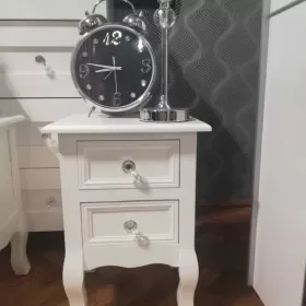Szafka nocna biała glamour