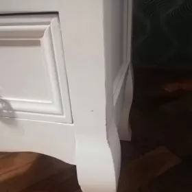 Szafka nocna biała glamour