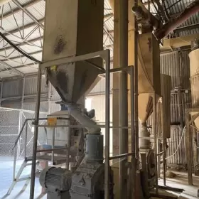 Pasza mieszalnik Linia do produkcji pasz Sudenga Mieszalnia Pasz Paszy