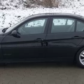 BMW 3 sedan 320i 150KM 2005r zarejestrowany