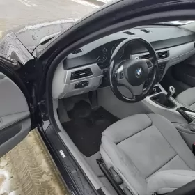 BMW 3 sedan 320i 150KM 2005r zarejestrowany